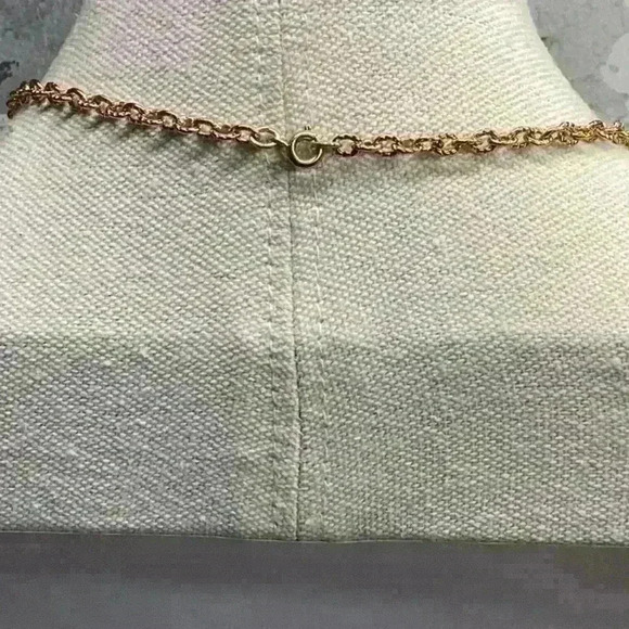 Avon Blue Flower Pendant Necklace and Brooch - Picture 6 of 6